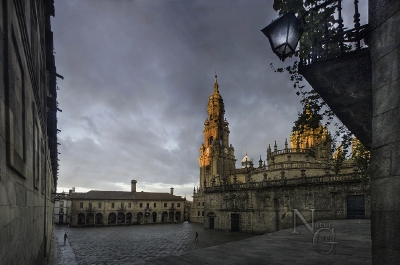 Santiago de Compostela: catedral e praza da Quintana.